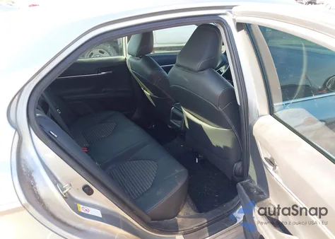 2019 Toyota Camry Se z USA, uszkodzony, nr VIN 4T1B11HK3KU755619